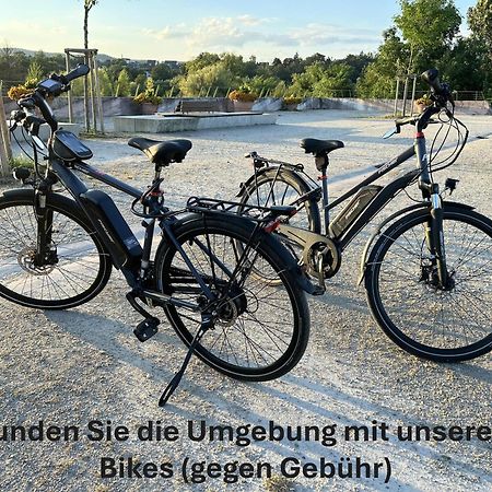 Gemuetliches Helles Apartment Mit Balkon Und Parkplatz Vor Der Tuer Im Zentrum Von Bayreuth Ngoại thất bức ảnh